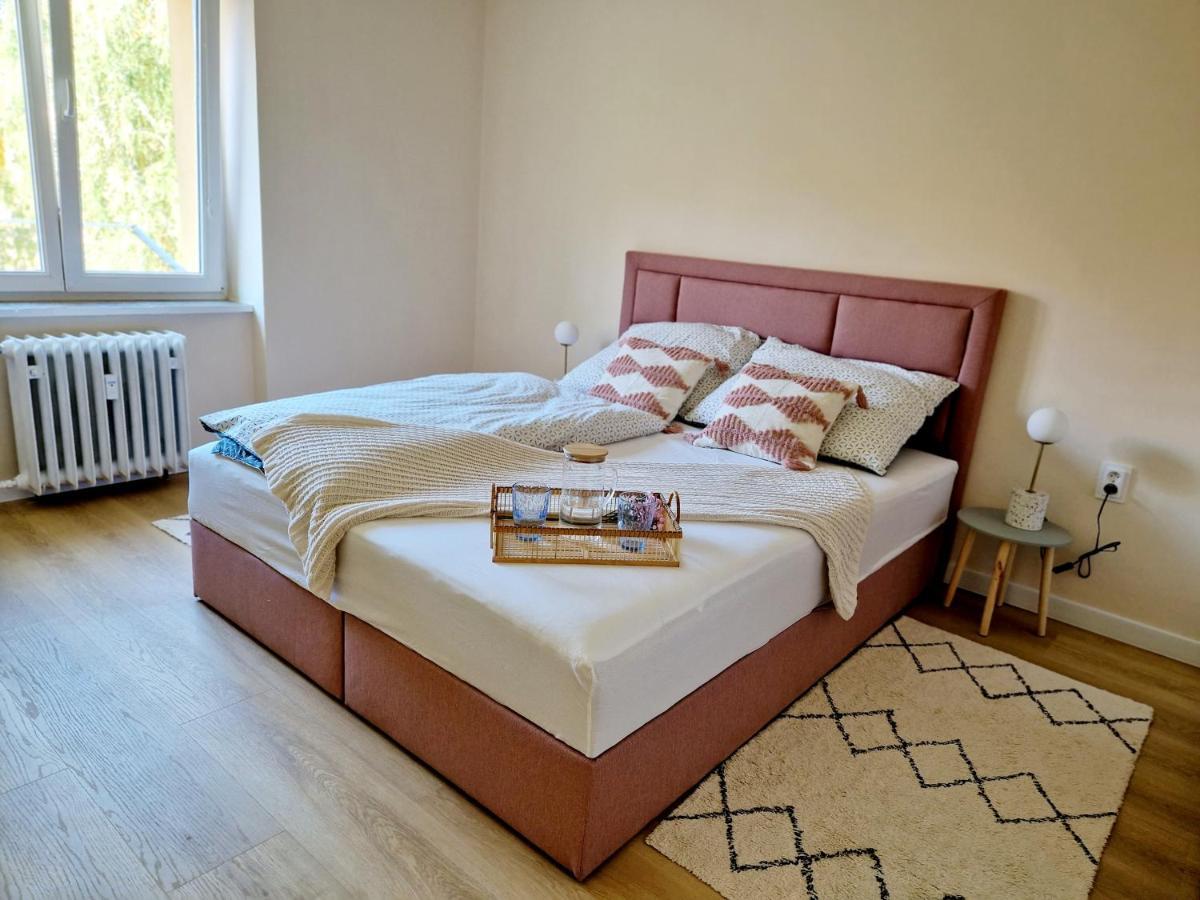 City Center Apartment - Self Check-In Spišská Nová Ves Kültér fotó